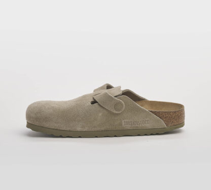 BIRKENSTOCK UNISEX Unisex BOSTON SUEDE LEARTHER FADED KHAKI 36, 37-2, 38-2, 39-2, 40, 41-2, 42, 43-2, 44-2, 45-2 immagine n. 2/5
