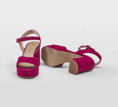 UNISA DONNA Donna SANDALO PLATO' CAMOSCIO FRAGOLA 36, 37-2, 38-2, 39-2, 40, 41-2 immagine n. 5/5